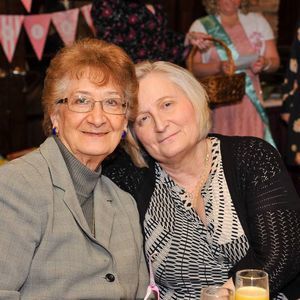 Meet your Posher, Robin